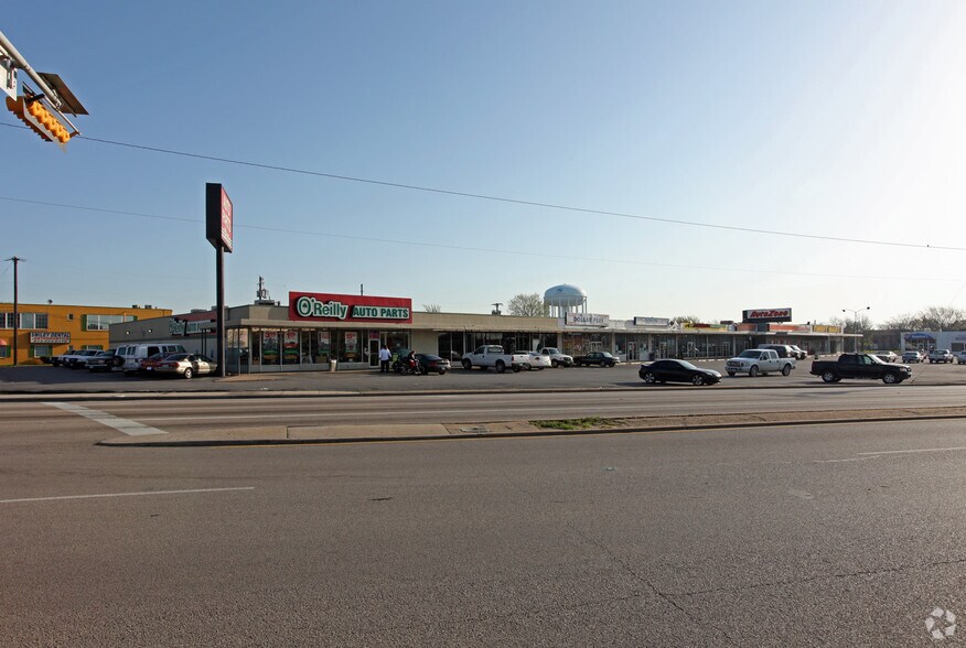 Primary Photo Of 1015 E Irving Blvd, Irving Unknown For Lease