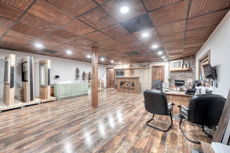 More Photos Of 86 Old Blue Ridge Hwy, Blairsville Warehouse For Sale