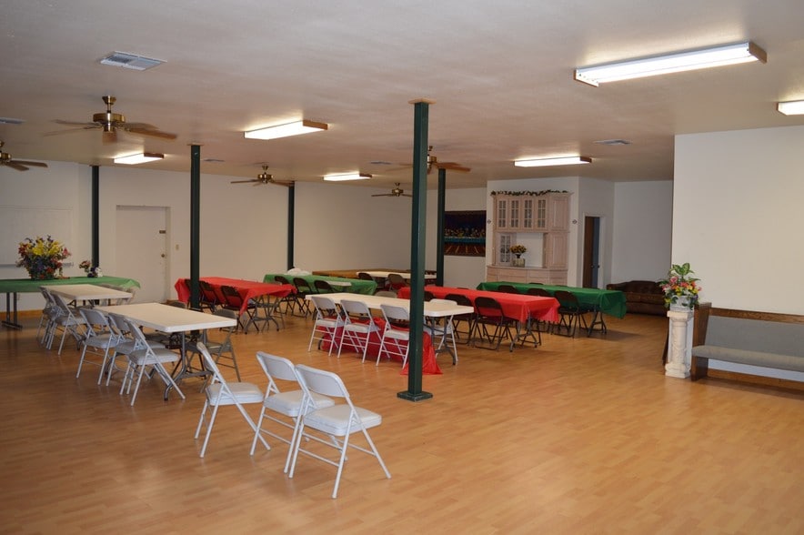 More Photos Of 31647 Highway 377, Whitesboro Light Manufacturing For Lease