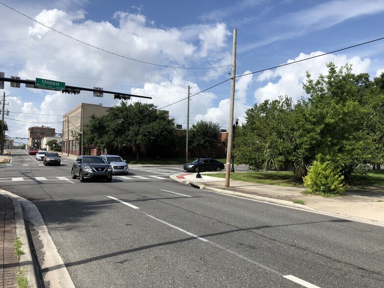 More Photos Of 0 Broad St, Jacksonville Land For Sale