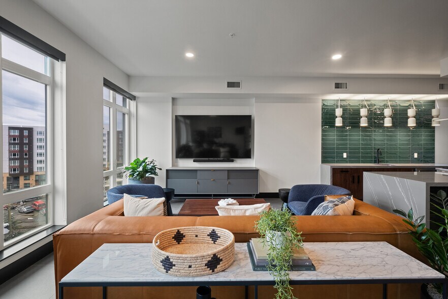 More Photos Of 104 12th Ave, Seattle Apartments For Lease
