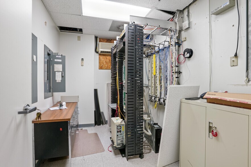 More Photos Of 46611 Corporate Dr, Lexington Park Office For Lease