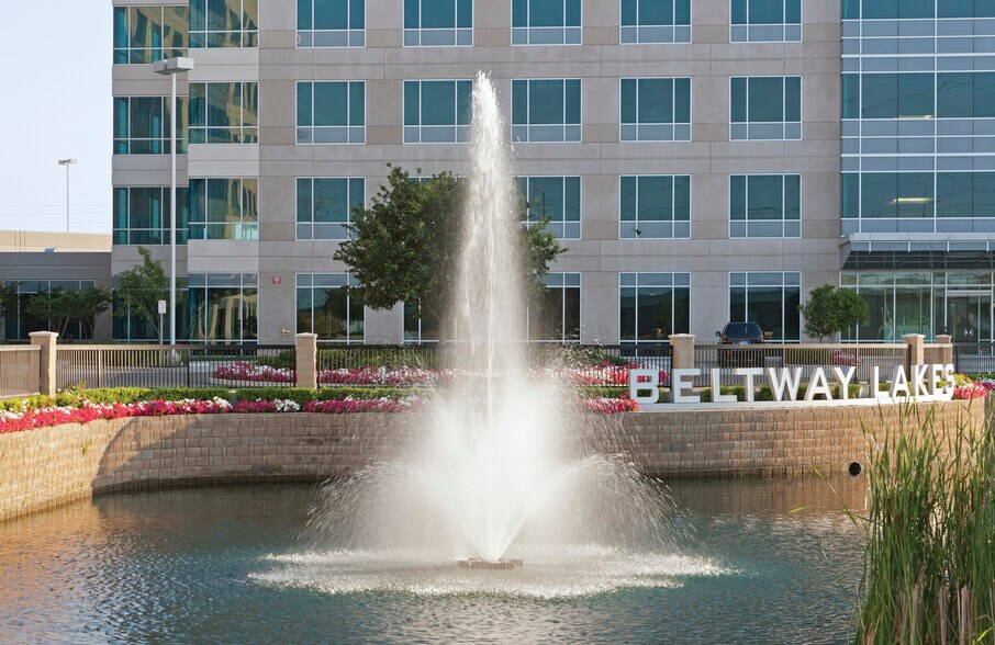 More Photos Of 5775-5875 N Sam Houston Pky W, Houston Unknown For Lease
