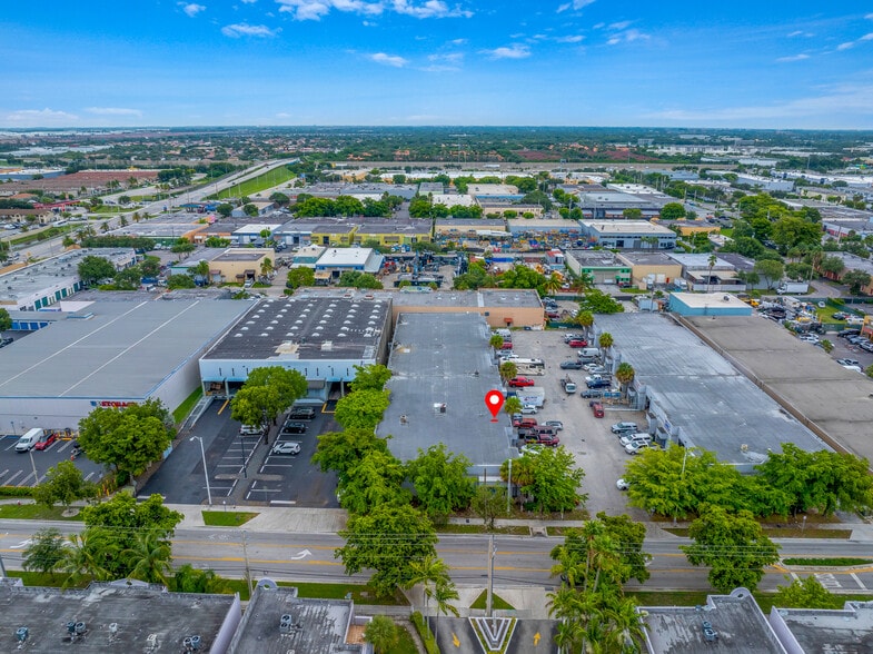 More Photos Of 2693 W 76th St, Hialeah Warehouse For Sale