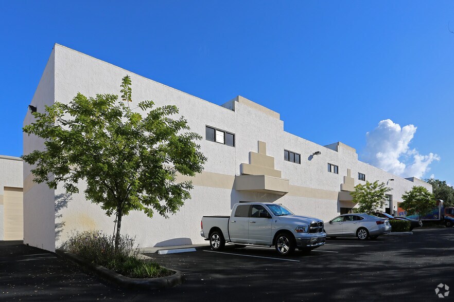 More Photos Of 6451 E Rogers Cir, Boca Raton Light Manufacturing For Lease