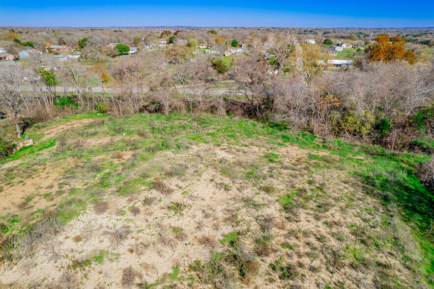 More Photos Of 1561 Pierce Street, Luling Land For Sale
