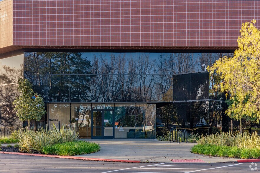 More Photos Of 2581 Junction Ave, San Jose Research And Development For Lease