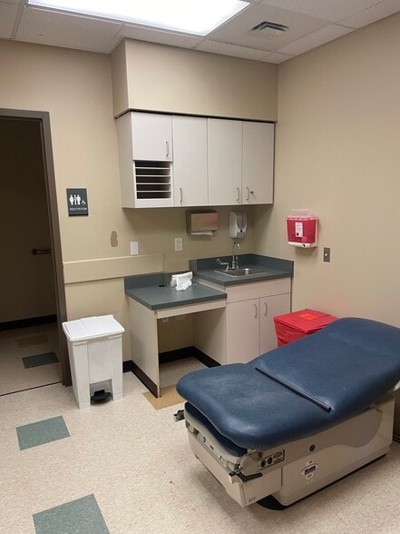 More Photos Of 420 W Linfield Trappe Rd, Limerick Medical For Lease