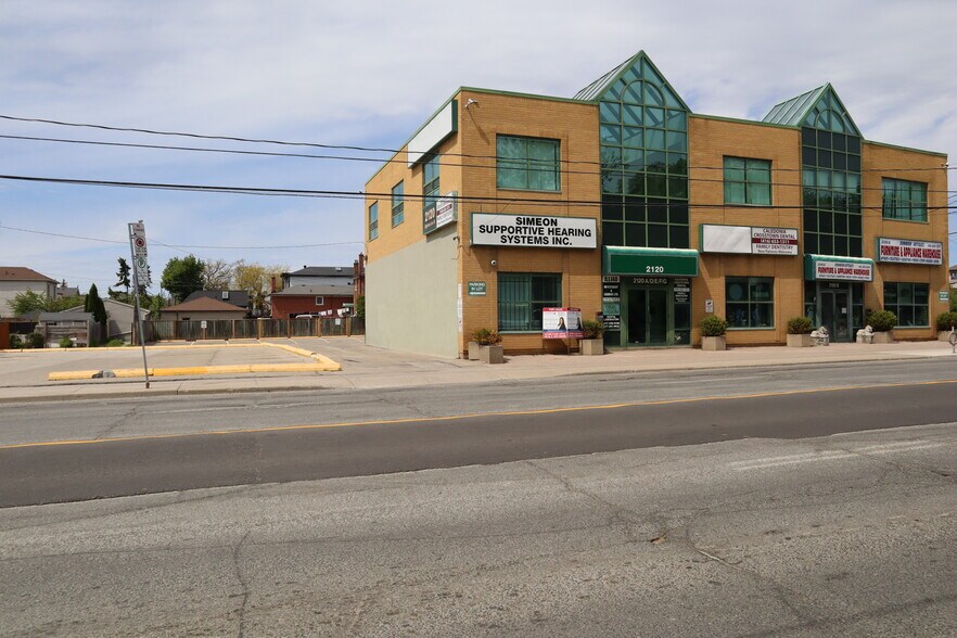 More Photos Of 2120 Eglinton Ave W, Toronto Office For Lease