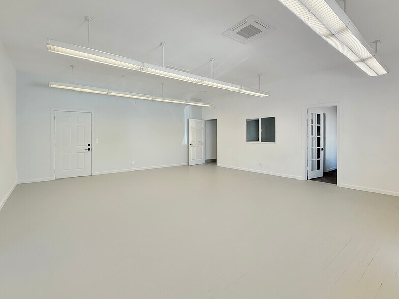 More Photos Of 36805 Cathedral Canyon Dr, Cathedral City Industrial For Sale