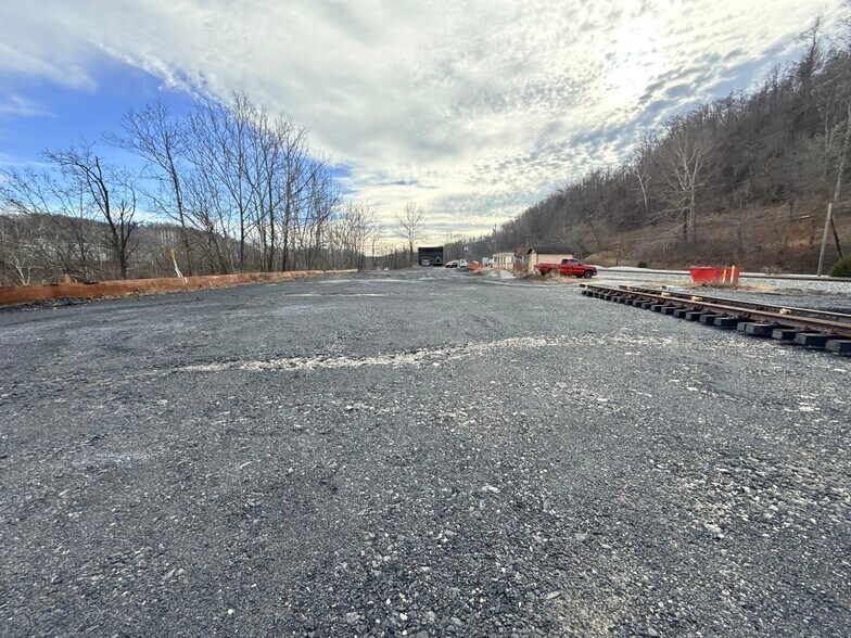 More Photos Of 13125 Old US Route 23, Catlettsburg Industrial For Sale