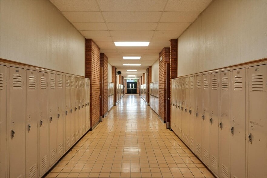More Photos Of 222 US Highway 222, O Brien Schools For Sale