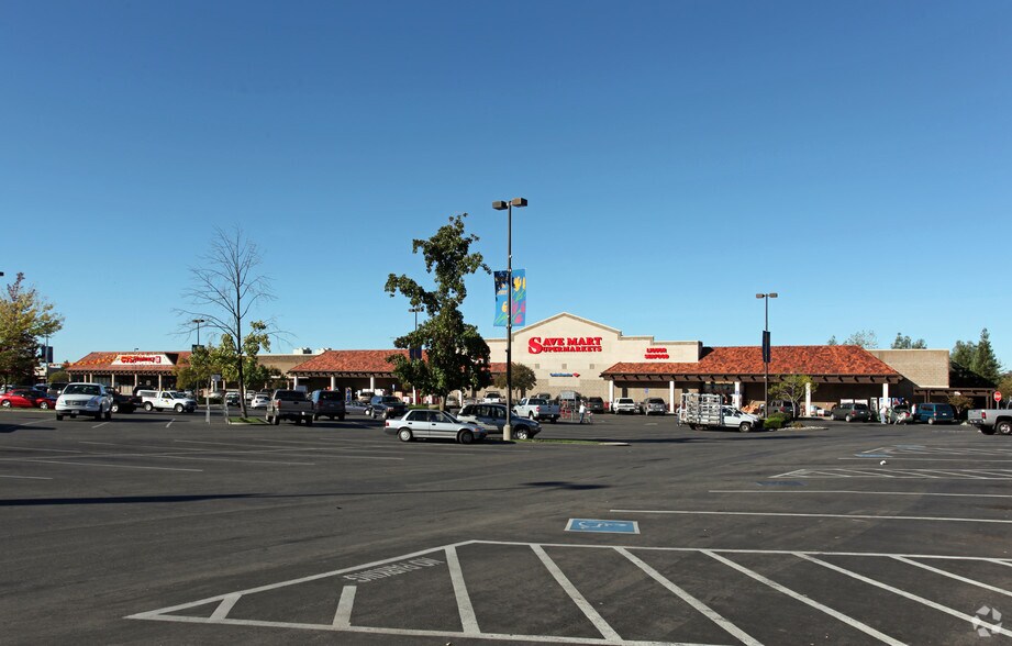 Primary Photo Of 340-388 Elm Ave, Auburn Unknown For Lease