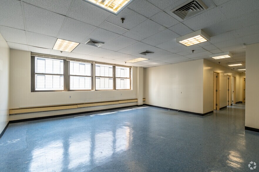 Photo of 9th Floor Ste 