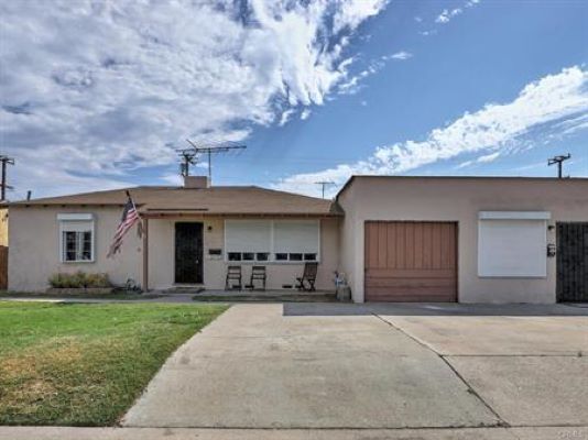 Primary Photo Of 13636 Garfield Ave, South Gate Multifamily For Sale