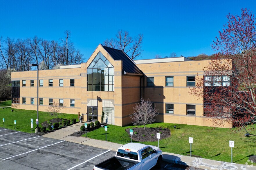More Photos Of 100 Allegheny Dr, Warrendale Office For Lease