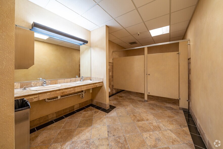 More Photos Of 384 Bel Marin Keys Blvd, Novato Office For Lease