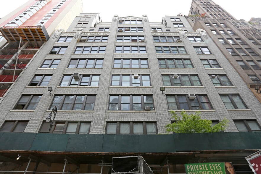 More Photos Of 327-335 W 36th St, New York Office For Lease