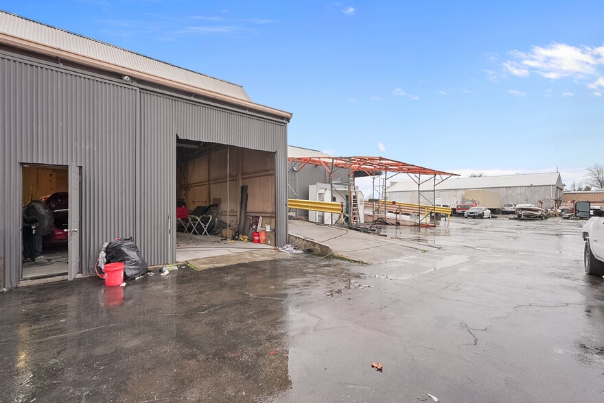 More Photos Of 1030 N Union St, Stockton Warehouse For Sale