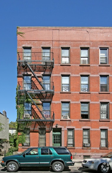 Primary Photo Of 479 Warren St, Brooklyn Apartments For Sale