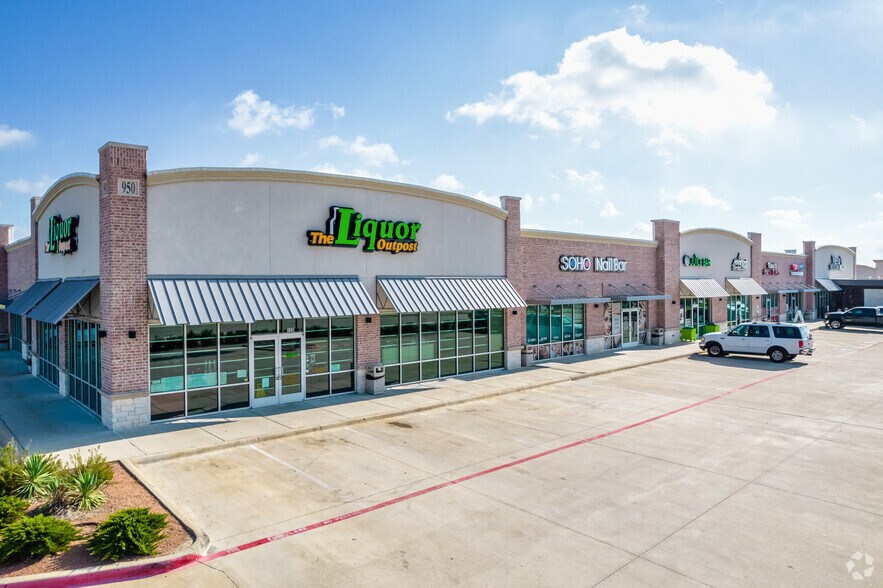 Primary Photo Of 950 W Stacy Rd, Allen Freestanding For Lease