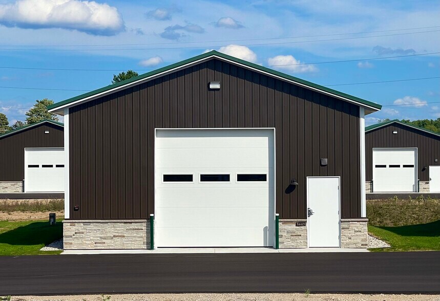 Primary Photo Of 3067 Lucky Dog Ln, Traverse City Refrigeration Cold Storage For Sale