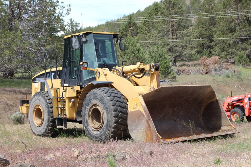 More Photos Of 24221 US-97 Hwy, Klamath Falls Contractor Storage Yard For Sale