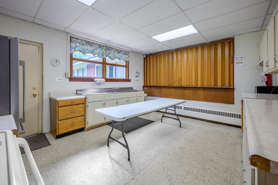 More Photos Of 240 Creek Rd, Mount Laurel Religious Facility For Sale