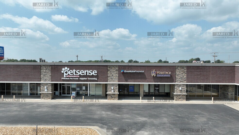 More Photos Of 1655-1701 S Jefferson Ave, Lebanon Unknown For Lease