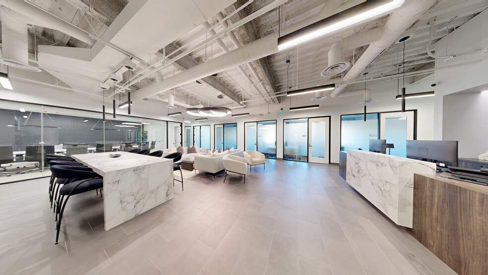 More Photos Of 12544 High Bluff Dr, San Diego Coworking Space