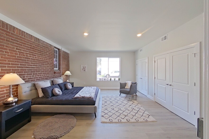 More Photos Of 695 Livernois St, Ferndale Apartments For Sale