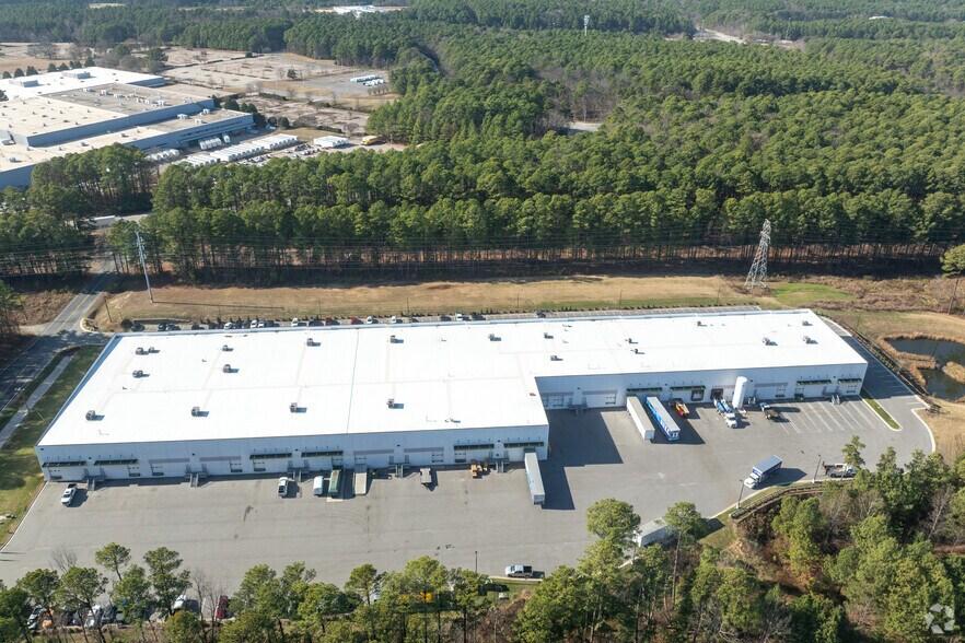More Photos Of 1001 Hill Dr, Durham Flex For Lease