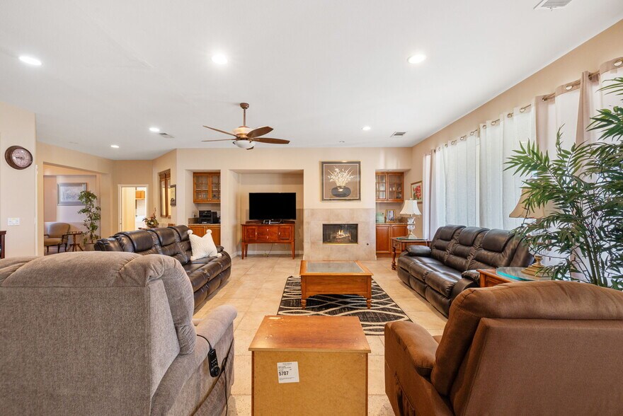 More Photos Of 74115 Portola Pointe Ln, Palm Desert Healthcare For Sale