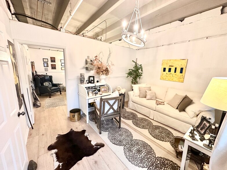 More Photos Of 296 White Bridge Pike, Nashville Loft Creative Space For Sale