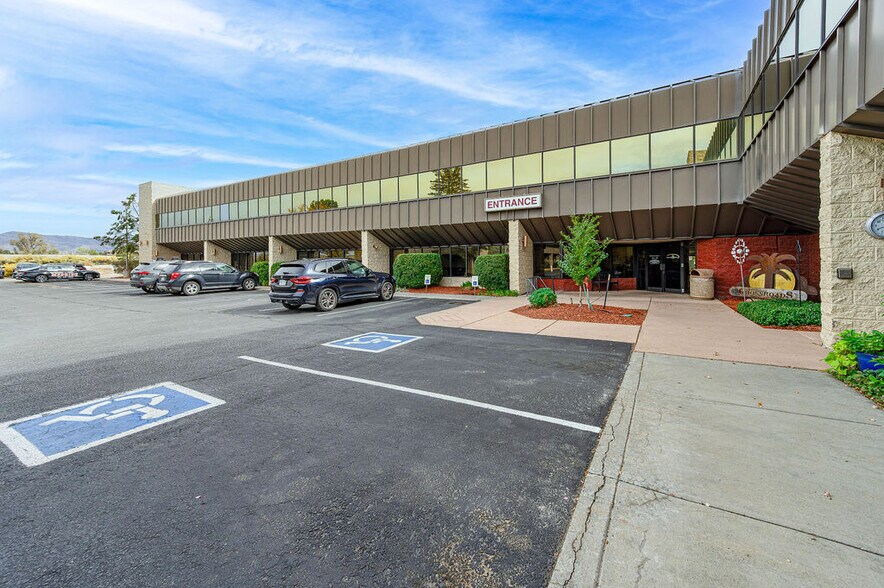 Primary Photo Of 2768 Compass Dr, Grand Junction Office For Lease