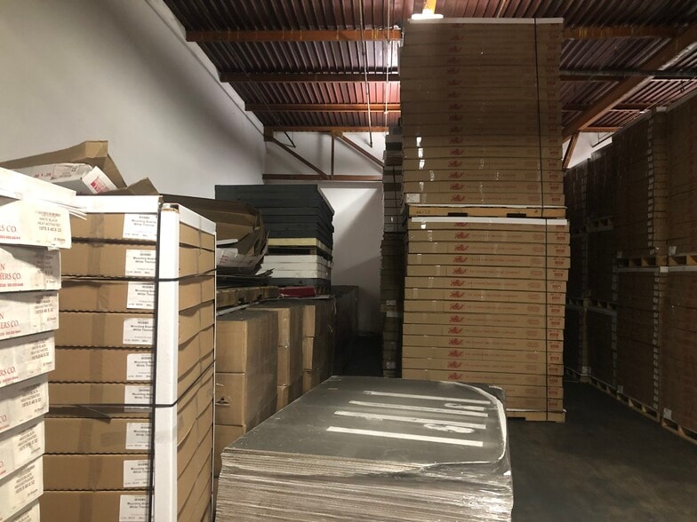 More Photos Of 263-275 Park Ave, East Hartford Warehouse For Lease