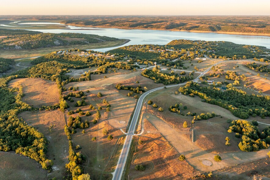More Photos Of 0000 00000 Hi-View Dr, Manhattan Land For Sale