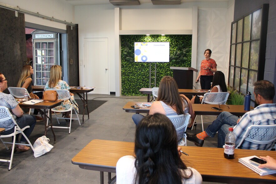 More Photos Of 170 Eucalyptus Ave, Vista Coworking Space