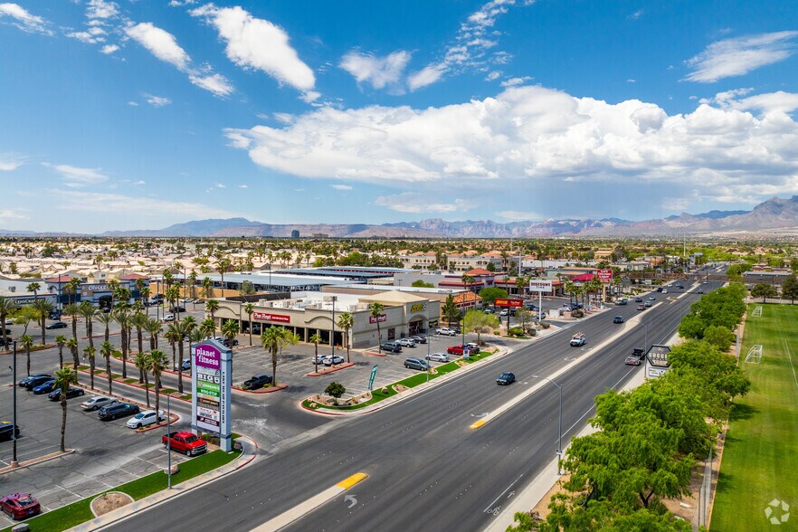 More Photos Of 7399 W Lake Mead Blvd, Las Vegas Auto Repair For Lease