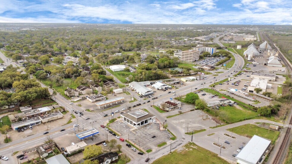 More Photos Of 1100 Jackson St, Richmond Freestanding For Sale