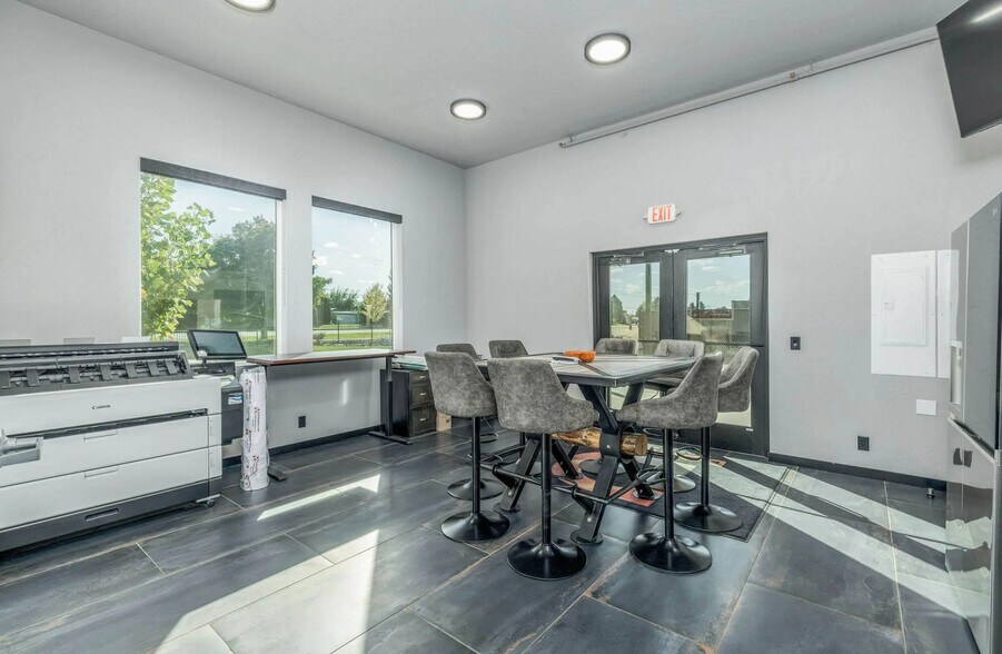 More Photos Of 921 N Lean St, Post Falls Industrial For Sale