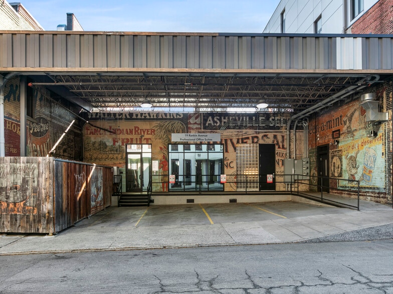 More Photos Of 19 Rankin Ave, Asheville Loft Creative Space For Sale