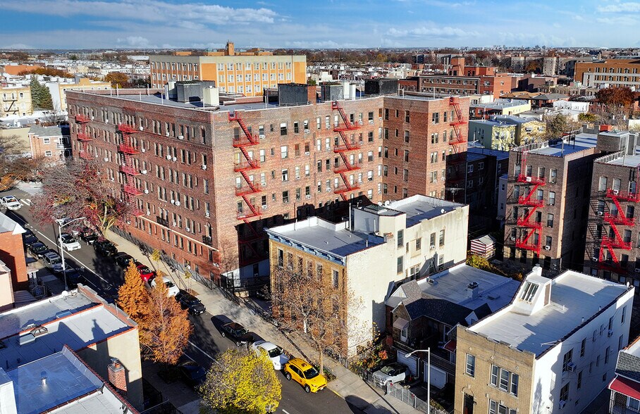 More Photos Of 3141 44th St, Astoria Apartments For Sale