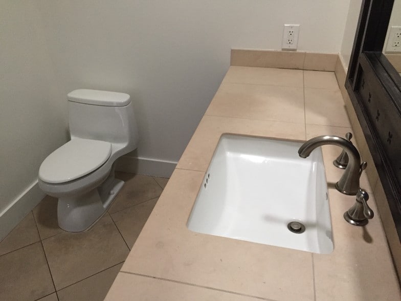 More Photos Of 7494 Santa Monica Blvd, West Hollywood Office For Lease