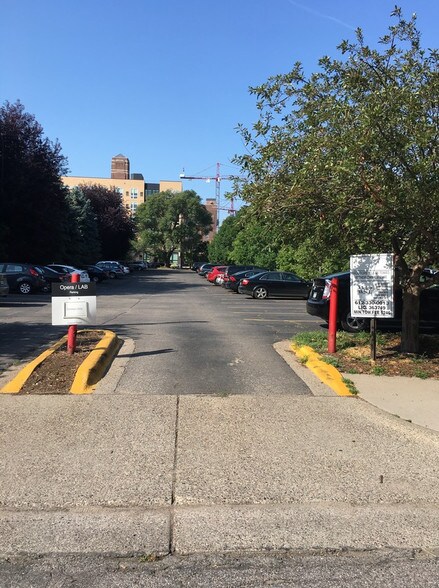 More Photos Of 702-722 N 1st St N, Minneapolis Apartments For Lease