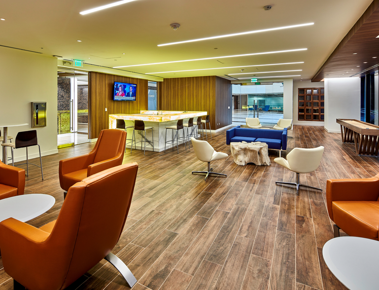 More Photos Of 5005 Lyndon B Johnson Fwy, Dallas Office For Lease