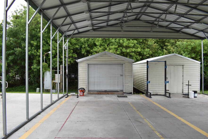 More Photos Of 1893 90th Ave, Vero Beach Auto Repair For Lease