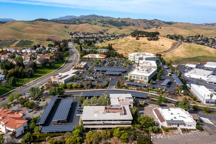 More Photos Of 2420 Martin Rd, Fairfield Unknown For Lease