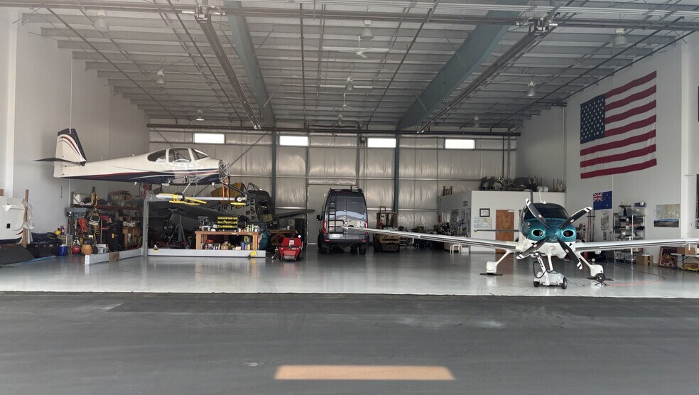 More Photos Of 9800 29th Ave W, Everett Airplane Hangar For Sale