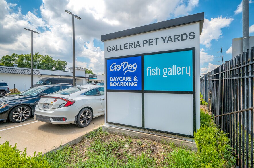 More Photos Of 2909 Fountain View Dr, Houston Unknown For Lease